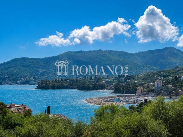 appartamento in vendita a Rapallo in zona San Michele di Pagana