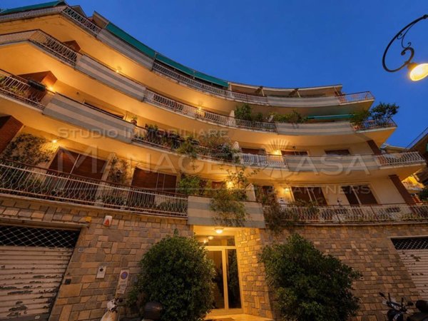 appartamento in vendita a Rapallo in zona San Michele di Pagana