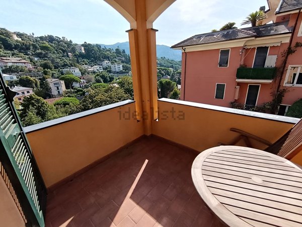 appartamento in vendita a Rapallo in zona San Michele di Pagana