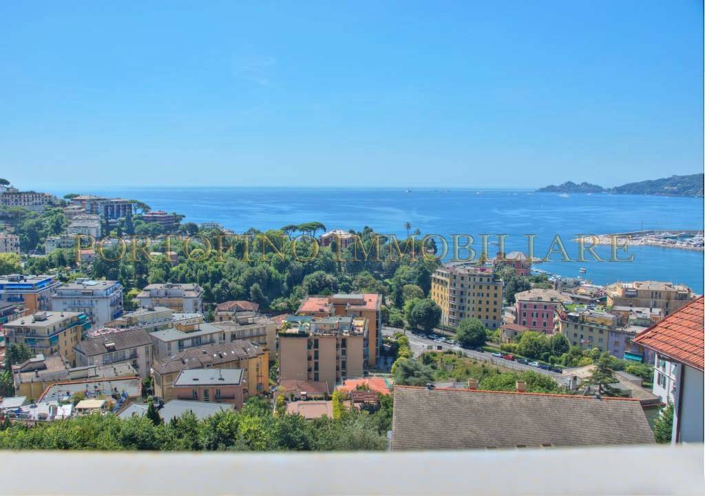 appartamento in vendita a Rapallo in zona Santa Maria del Campo