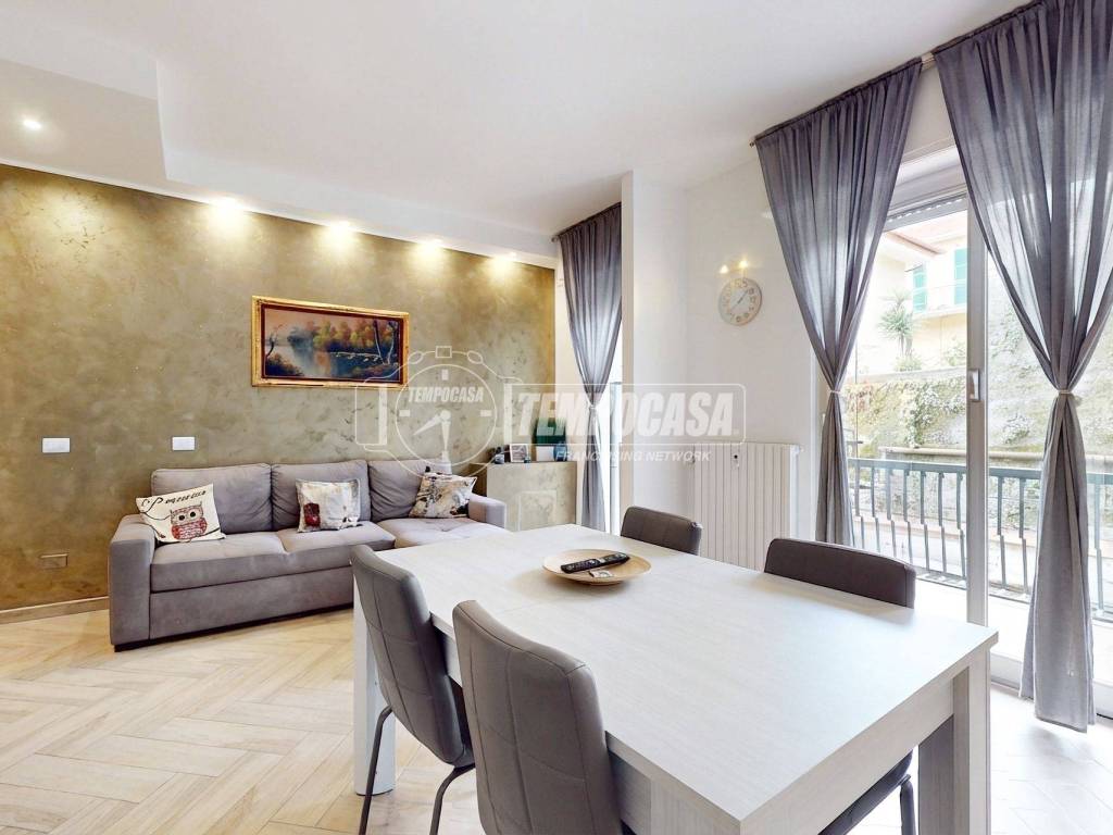 appartamento in vendita a Rapallo in zona San Pietro di Novella