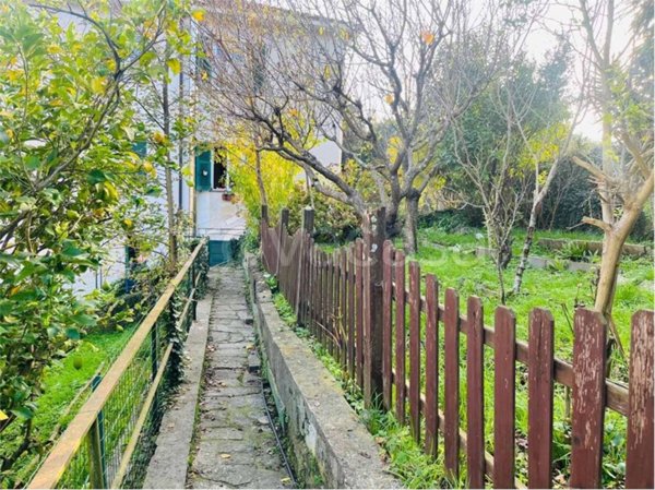appartamento in vendita a Rapallo in zona Santa Maria del Campo