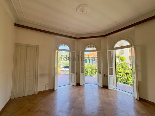 appartamento in vendita a Rapallo in zona San Michele di Pagana