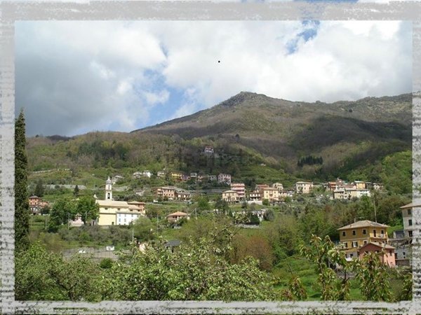 appartamento in vendita a Rapallo in zona Santa Maria del Campo