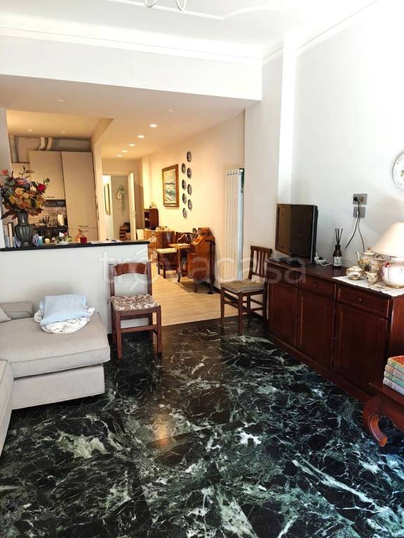 appartamento in vendita a Rapallo in zona San Michele di Pagana