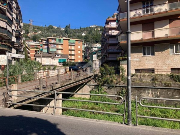 negozio in vendita a Rapallo in zona Santa Maria del Campo