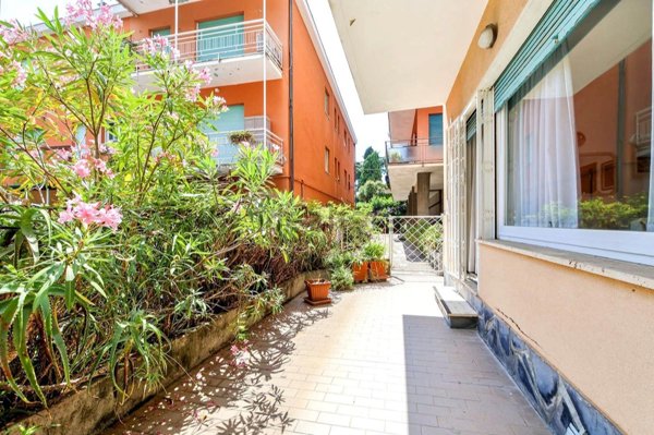 appartamento in vendita a Rapallo in zona San Michele di Pagana