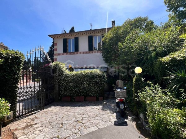casa indipendente in vendita a Rapallo in zona San Michele di Pagana