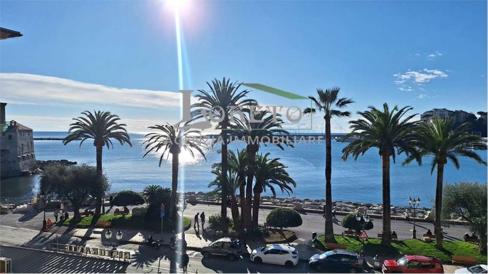 appartamento in vendita a Rapallo in zona San Michele di Pagana