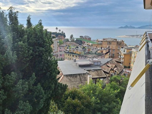 appartamento in vendita a Rapallo in zona San Michele di Pagana