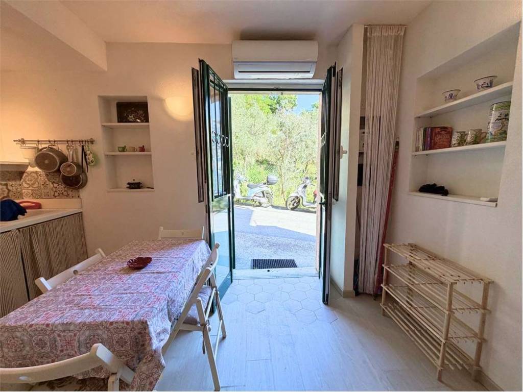 appartamento in vendita a Rapallo in zona Santa Maria del Campo