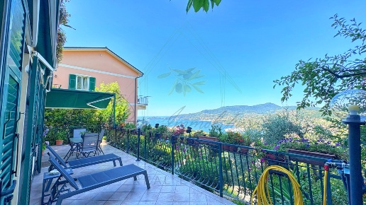 casa indipendente in vendita a Rapallo