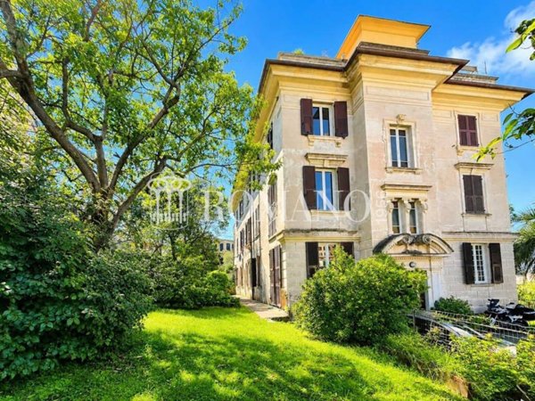 appartamento in vendita a Rapallo in zona San Michele di Pagana