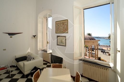 appartamento in vendita a Rapallo in zona San Michele di Pagana