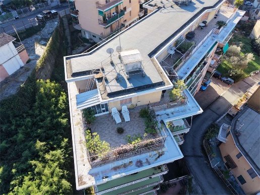appartamento in vendita a Rapallo in zona Santa Maria del Campo
