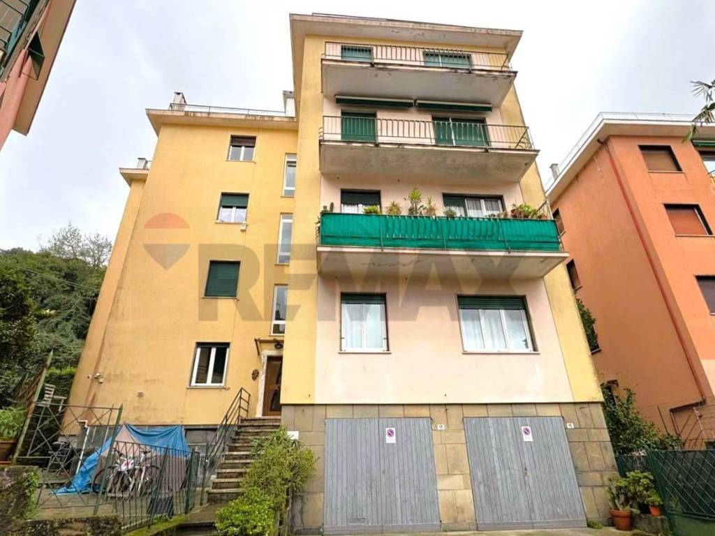 appartamento in vendita a Rapallo in zona San Michele di Pagana