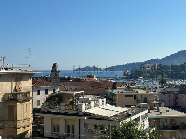 appartamento in vendita a Rapallo in zona Santa Maria del Campo