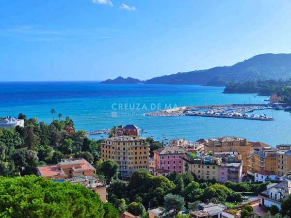 appartamento in vendita a Rapallo in zona San Michele di Pagana
