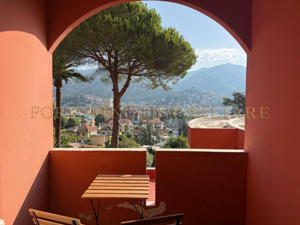 appartamento in vendita a Rapallo in zona San Michele di Pagana