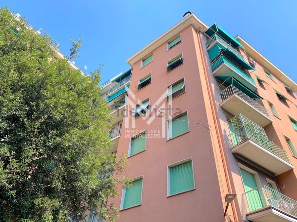 appartamento in vendita a Rapallo in zona San Michele di Pagana