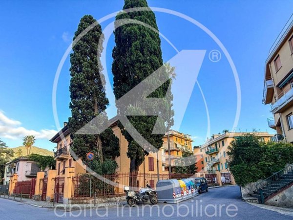 appartamento in vendita a Rapallo in zona San Michele di Pagana