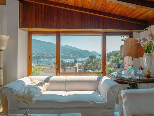 casa indipendente in vendita a Rapallo