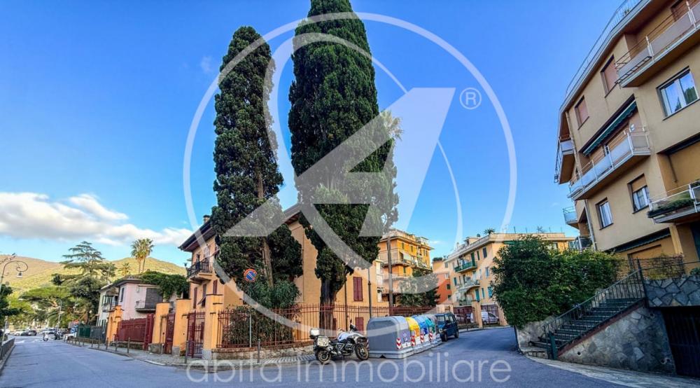 appartamento in vendita a Rapallo in zona San Michele di Pagana
