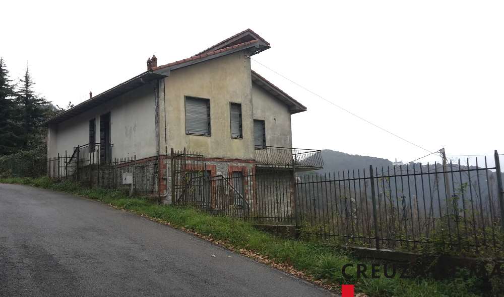 casa indipendente in vendita a Rapallo in zona San Maurizio di Monti