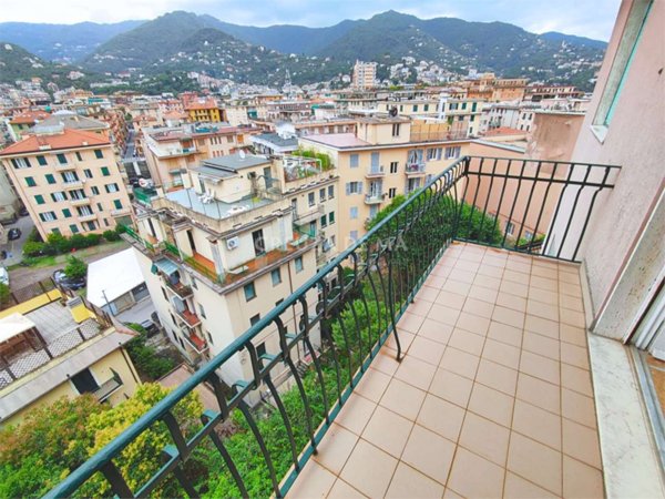 appartamento in vendita a Rapallo in zona San Michele di Pagana