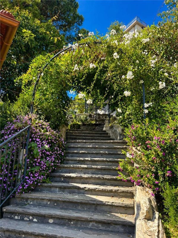 appartamento in vendita a Rapallo