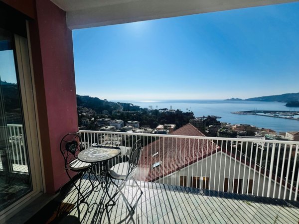 appartamento in vendita a Rapallo in zona San Michele di Pagana