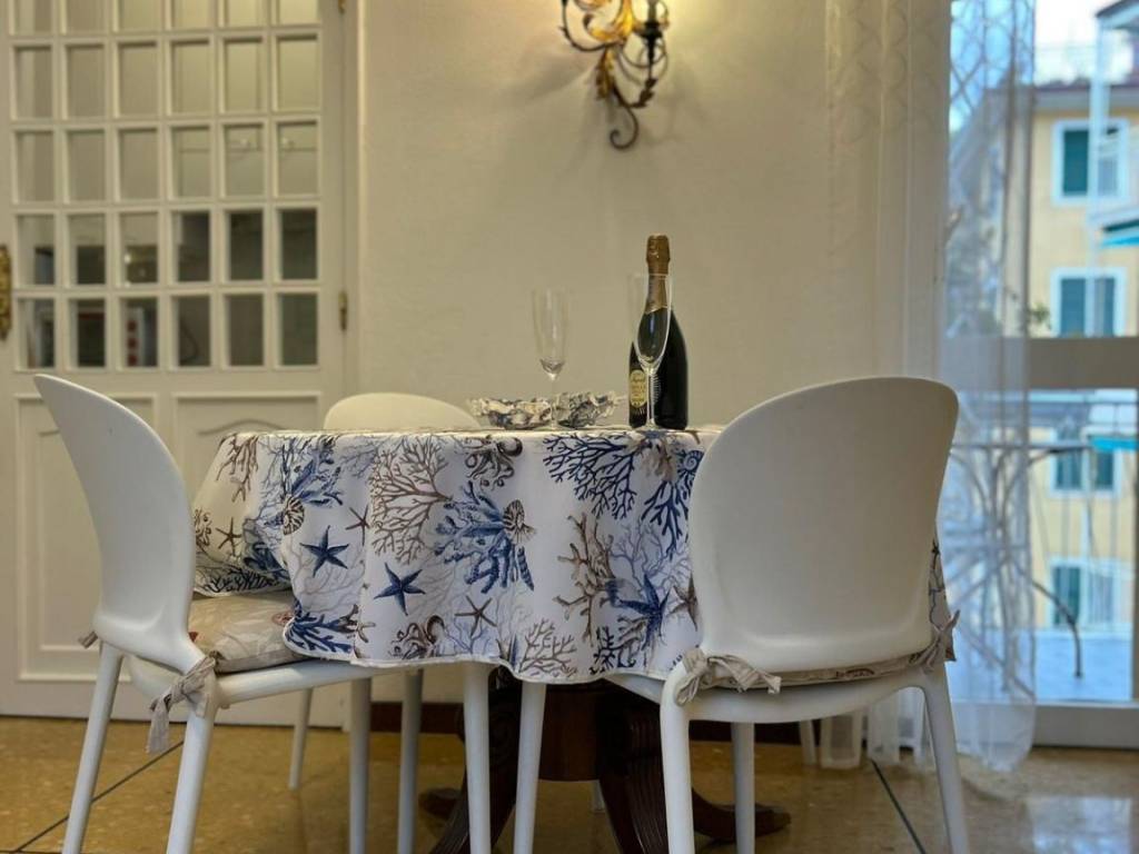 appartamento in vendita a Rapallo in zona San Michele di Pagana