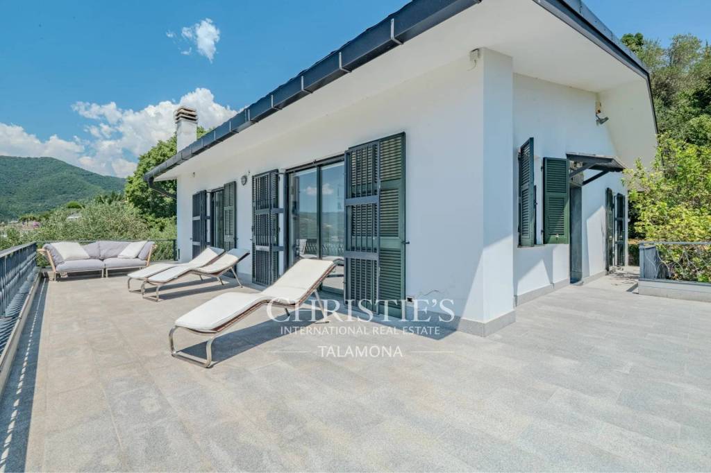 casa indipendente in vendita a Rapallo
