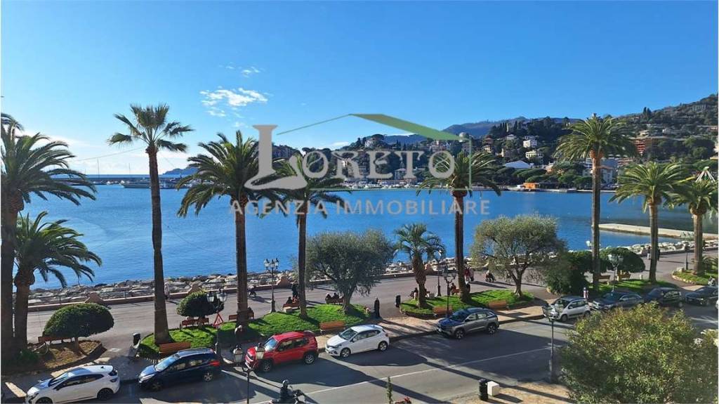 appartamento in vendita a Rapallo in zona San Michele di Pagana