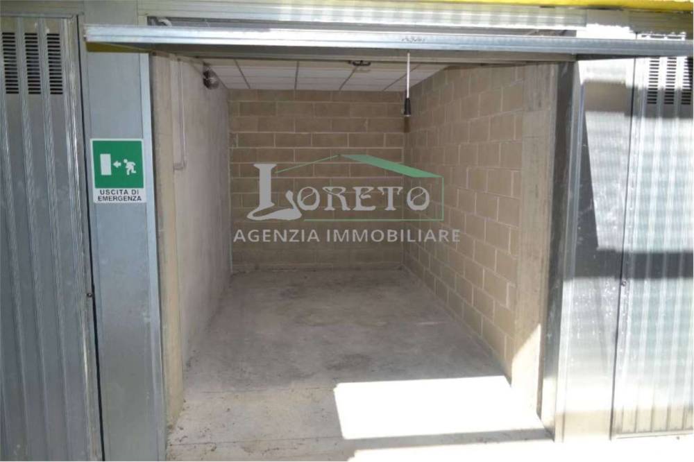 box auto in vendita a Rapallo