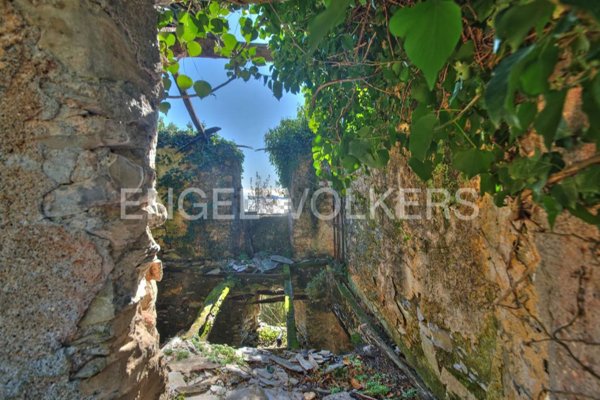 casale in vendita a Rapallo in zona San Pietro di Novella