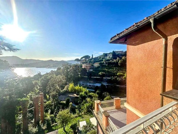 appartamento in vendita a Rapallo in zona San Michele di Pagana