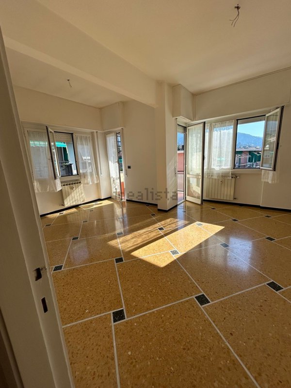 appartamento in vendita a Rapallo in zona Santa Maria del Campo