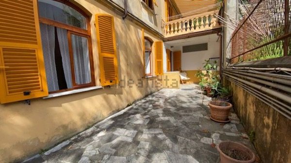 appartamento in vendita a Rapallo in zona San Michele di Pagana
