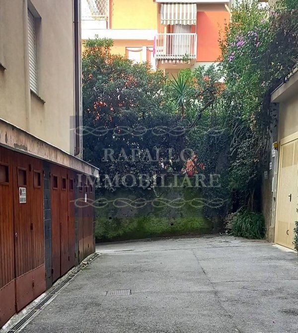 box auto in vendita a Rapallo in zona Santa Maria del Campo