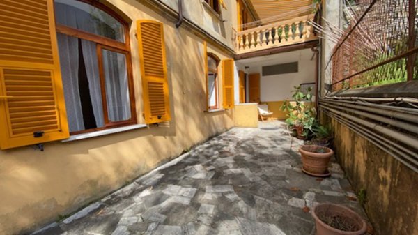 appartamento in vendita a Rapallo in zona Santa Maria del Campo