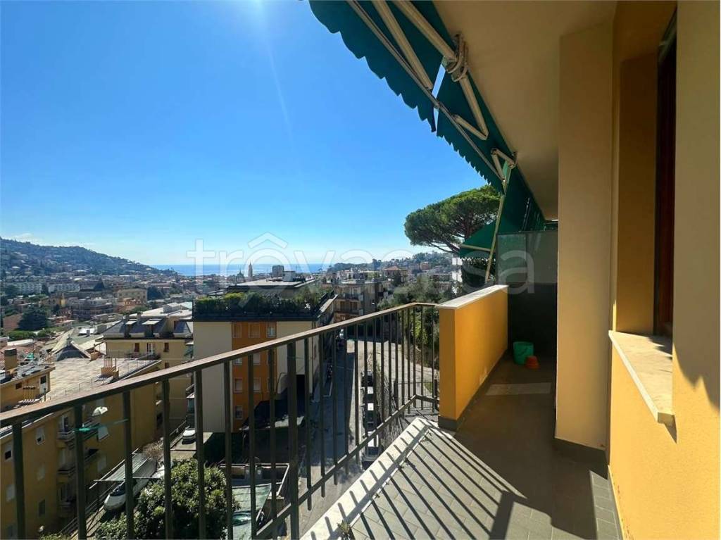 appartamento in vendita a Rapallo in zona Santa Maria del Campo