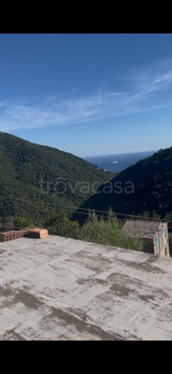 casa indipendente in vendita a Rapallo in zona Montallegro