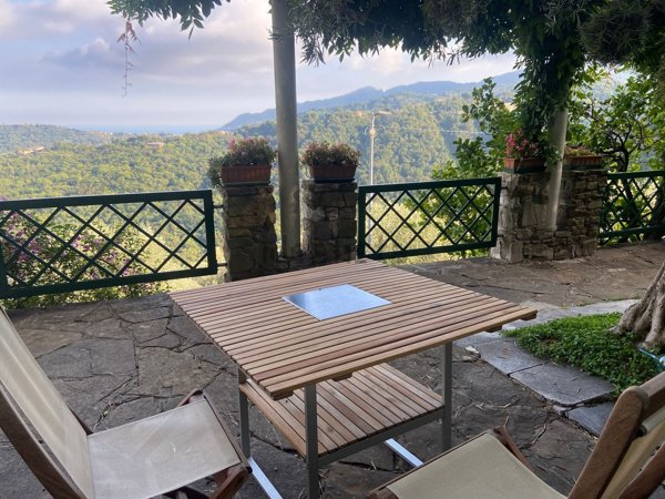 casa indipendente in vendita a Rapallo in zona San Martino di Noceto
