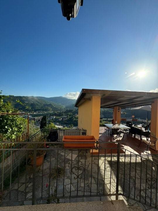 casa indipendente in vendita a Rapallo in zona San Pietro di Novella