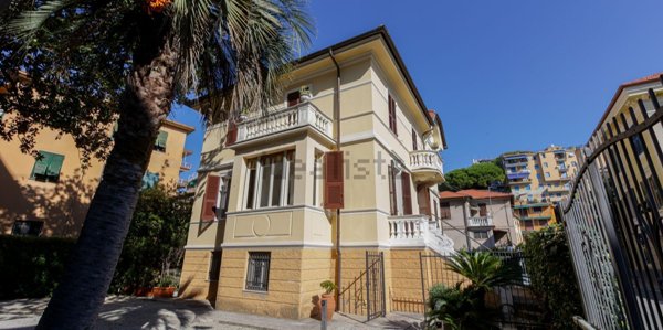 appartamento in vendita a Rapallo in zona Santa Maria del Campo