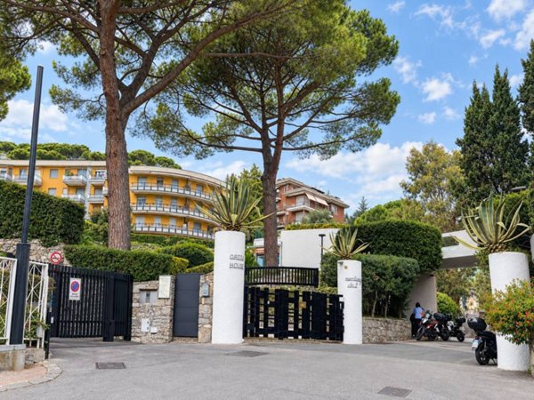 appartamento in vendita a Rapallo in zona Santa Maria del Campo