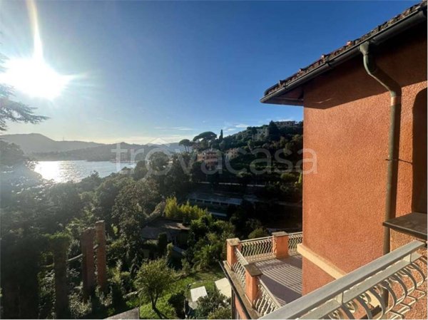 appartamento in vendita a Rapallo in zona San Michele di Pagana