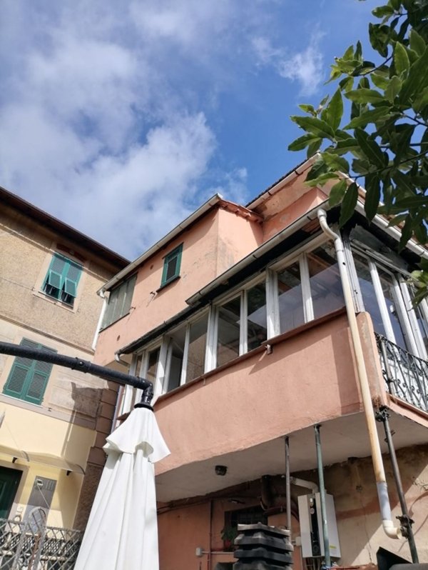 appartamento in vendita a Rapallo in zona Santa Maria del Campo