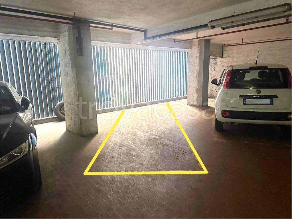 box auto in vendita a Rapallo in zona San Michele di Pagana
